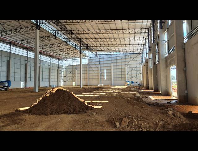 7,282M² WAREHOUSE TO LET IN JET PARK
